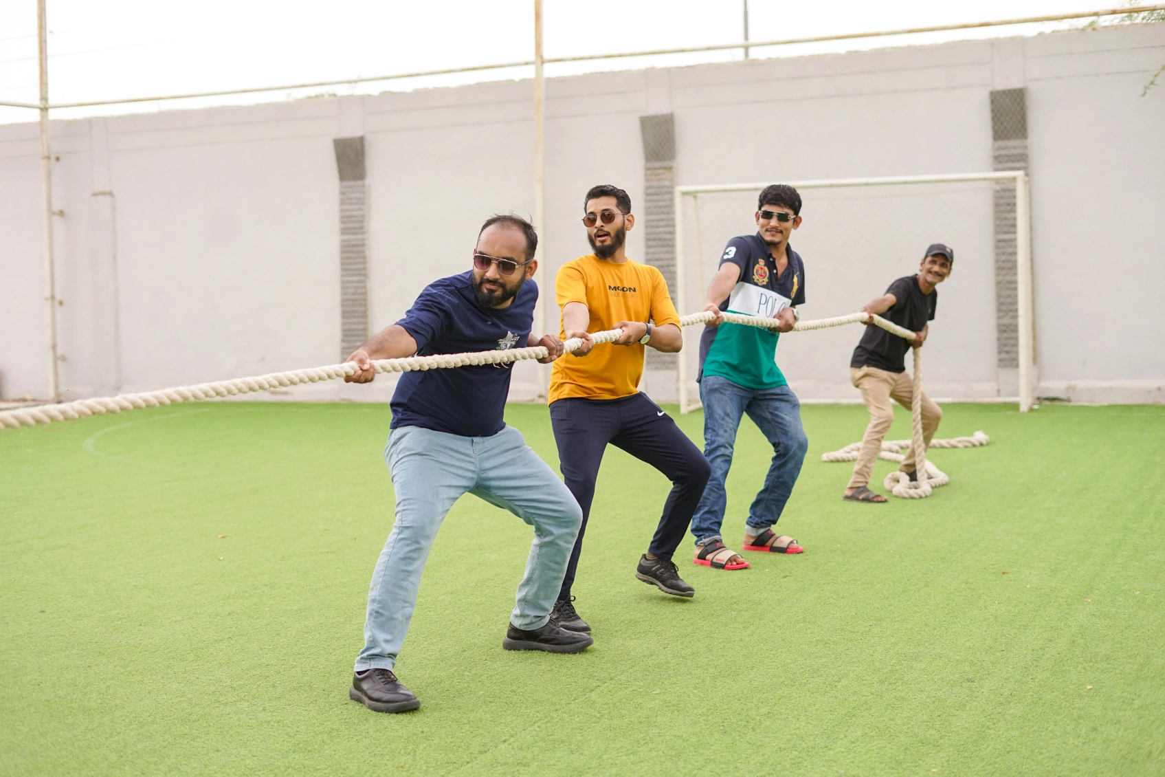 Polani team playing tugofwar